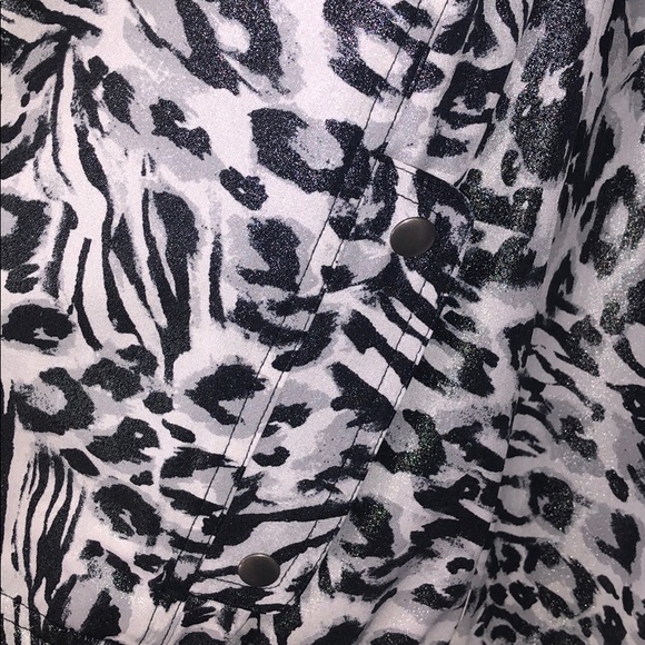 Chico’s reversible vest - Picture 3 of 4